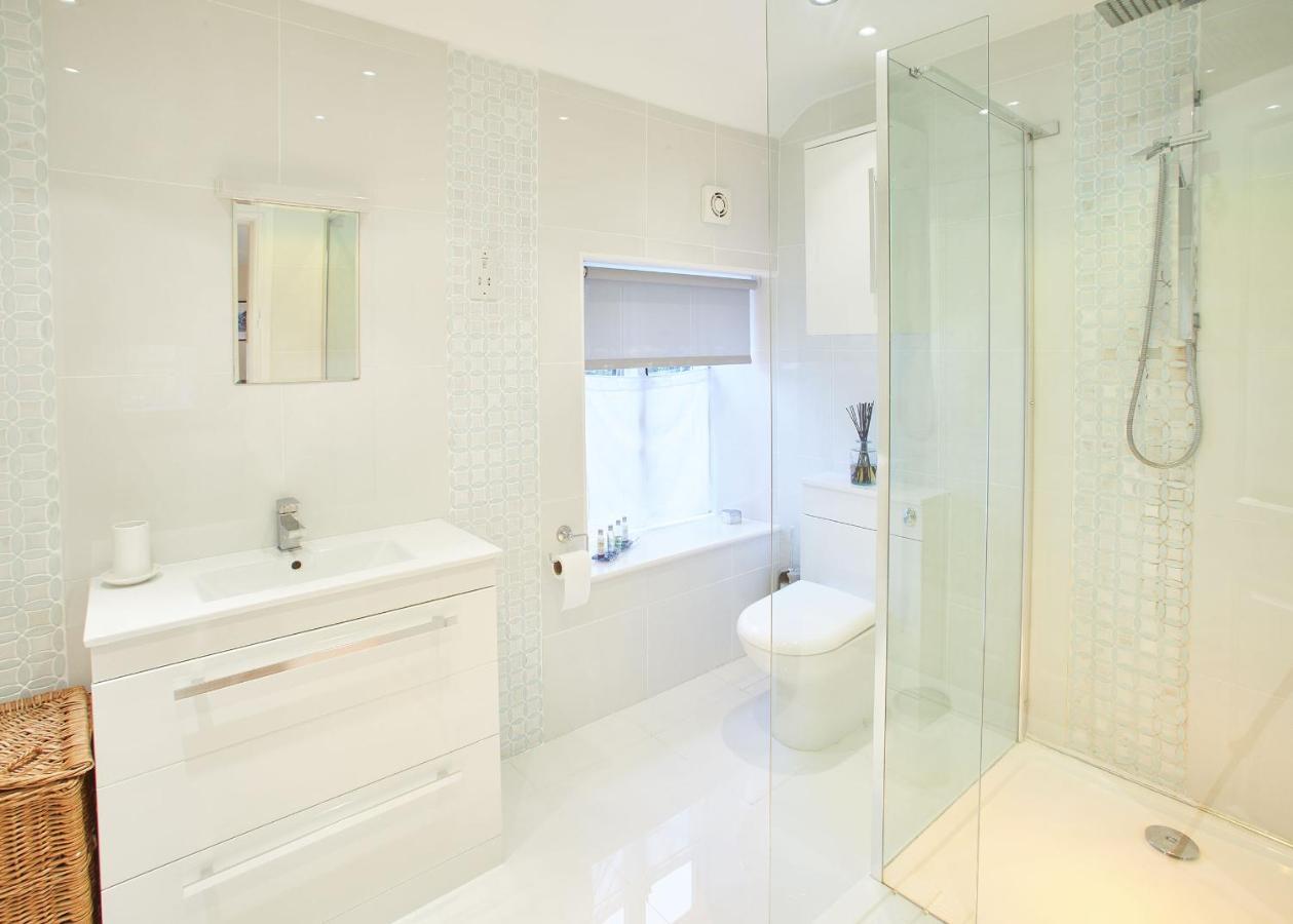 Host & Stay - Rosella Cottage Pickering Bagian luar foto