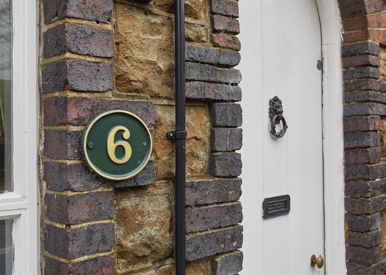 Host & Stay - Rosella Cottage Pickering Bagian luar foto